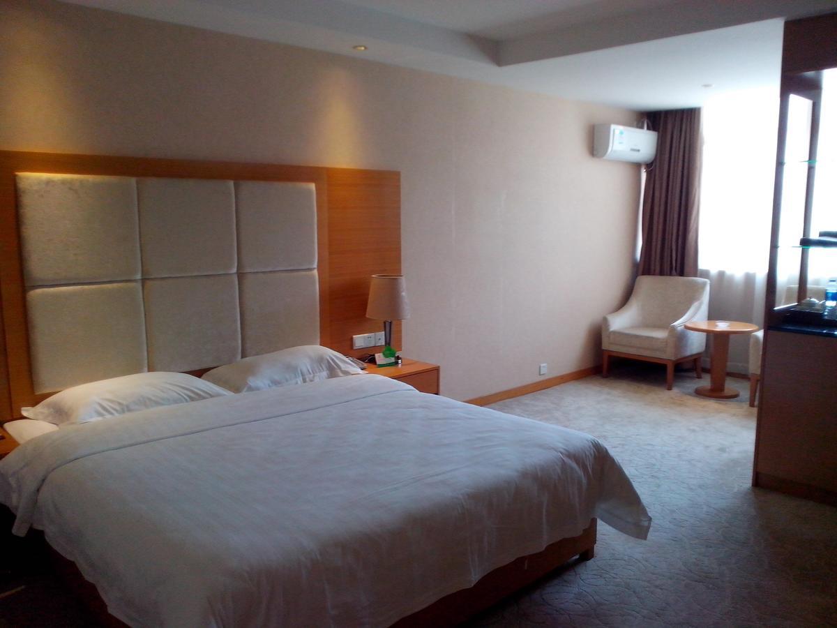 Shenzhen Huamao Aviation Hotel Exterior foto